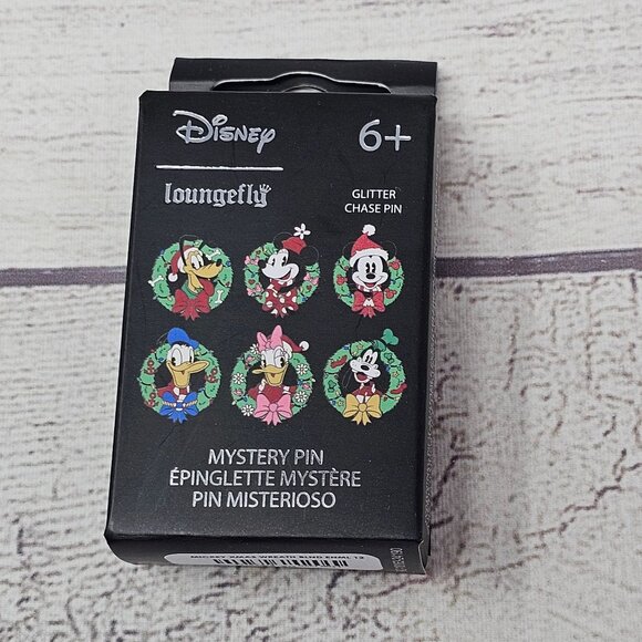 NIB!  Loungefly Disney Mickey Mouse And Friends Holiday Wreath Blind Box UNOPENE - Picture 2 of 4
